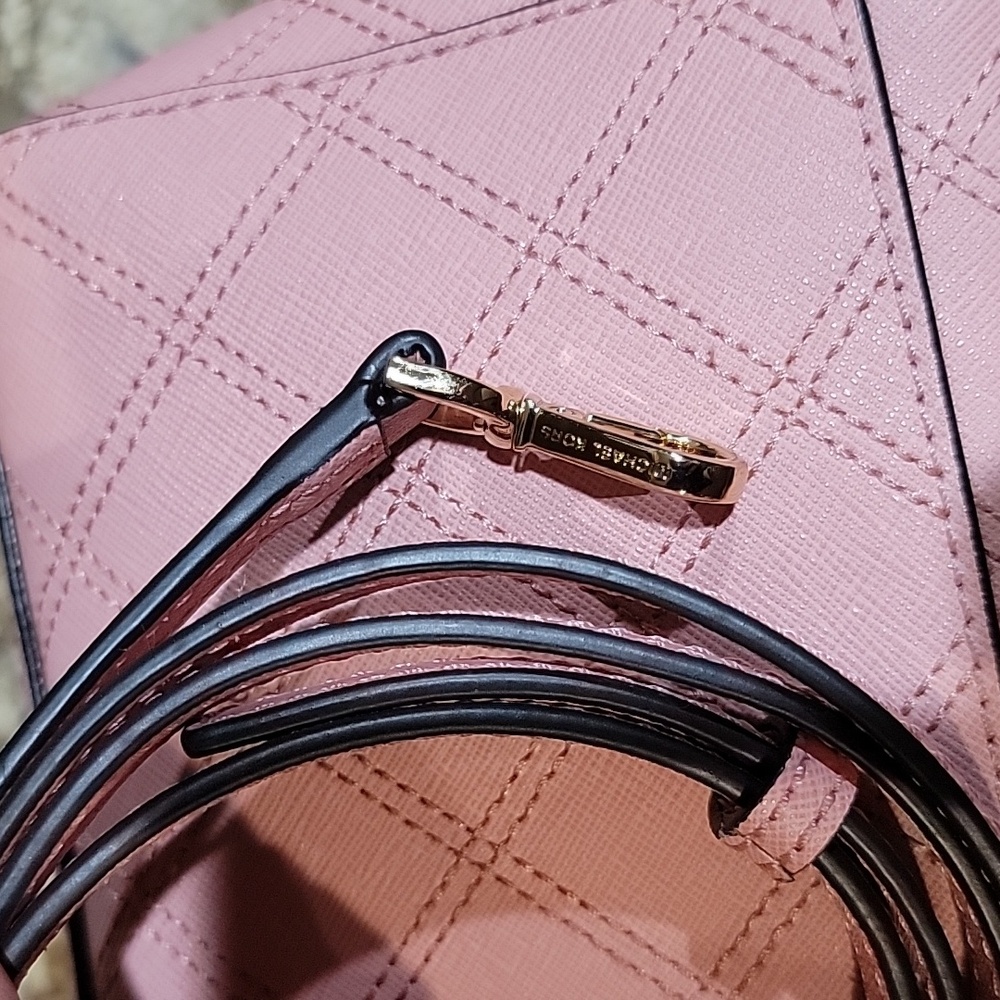 Michael Kors EUC Ava Cross Stitch Mini Crossbody pink Bag - Picture 11 of 14